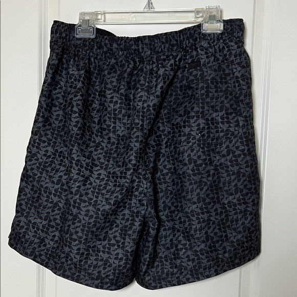 Speedo Men’s Black Grey Geometric Patterned Swim Shorts XL - Picture 4 of 8